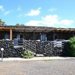 Dammusi Della Perla Nera Pantelleria